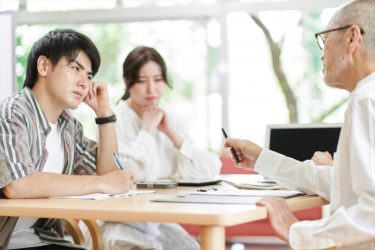 年老いた親が言うことを聞かないときはどうすればいい？高齢の親との関係を構築するには