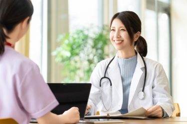 ナーシングホームとは？普通の老人ホームと何が違う？